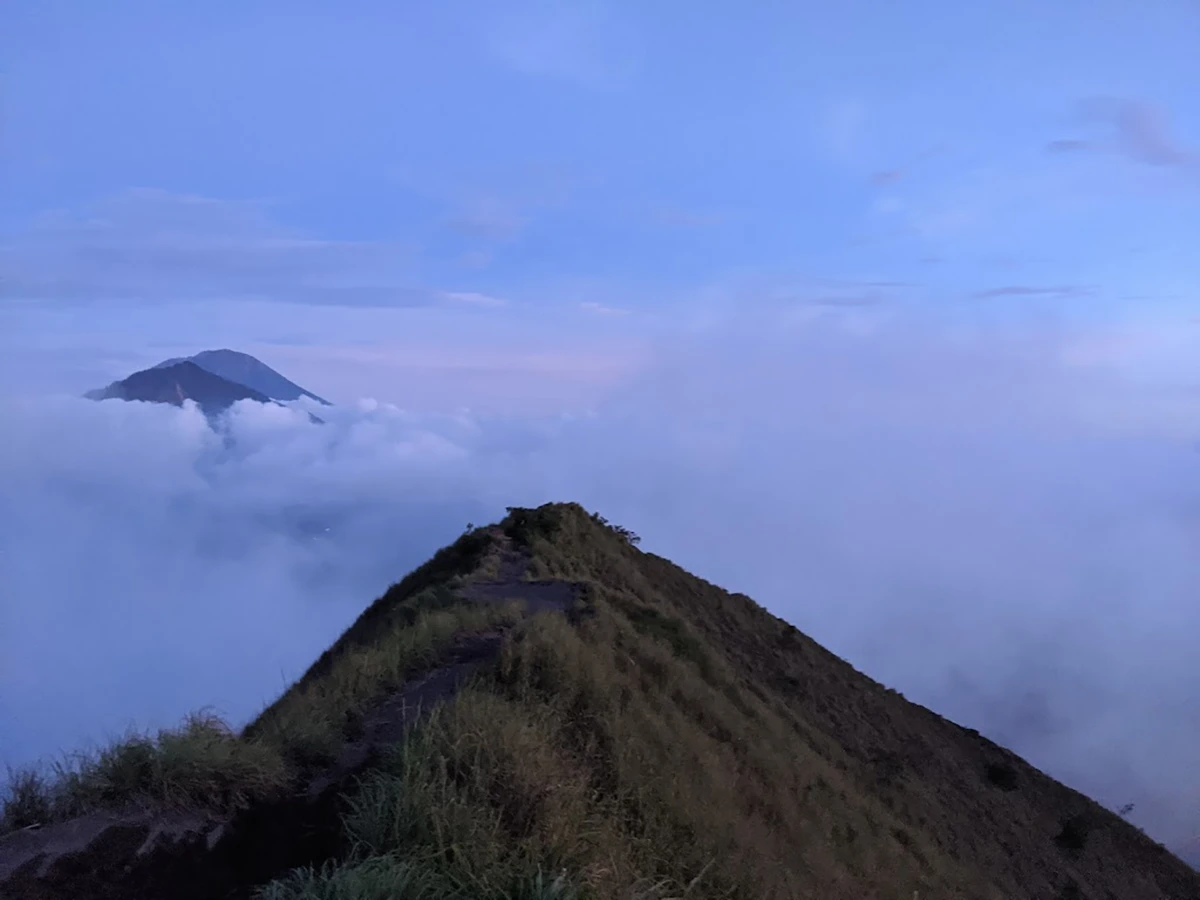 Trekking Mendaki ke Gunung Batur 3
