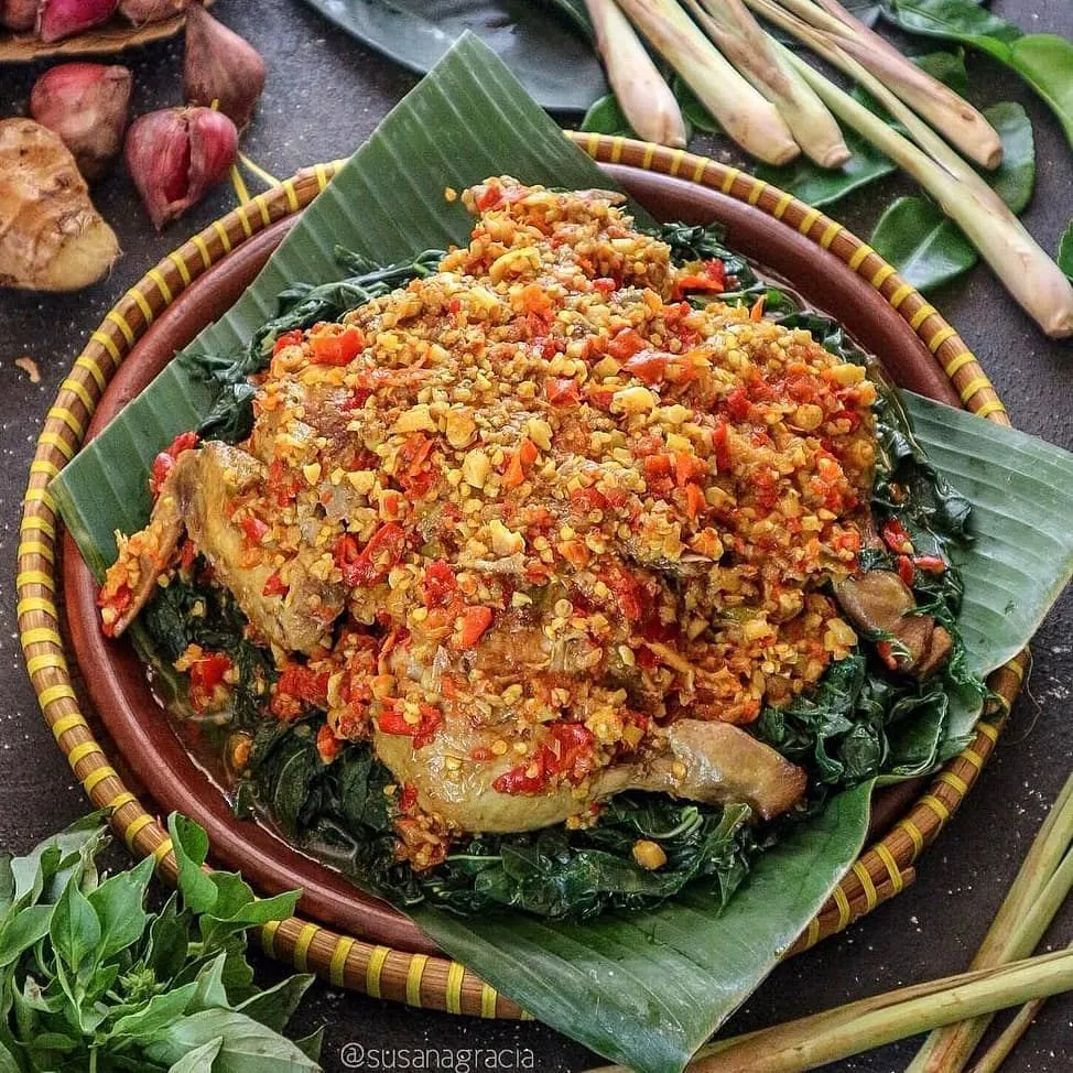 Bebek Ayam Betutu