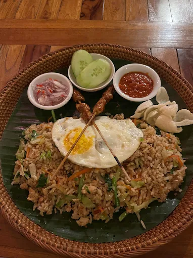 Nasi Goreng Warung Colada