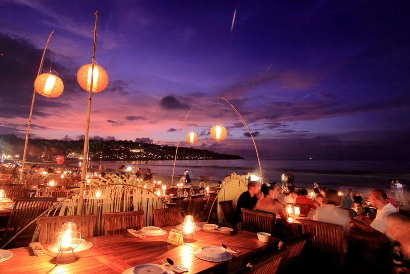 Seafood Dinner Pinggir Pantai Jimbaran